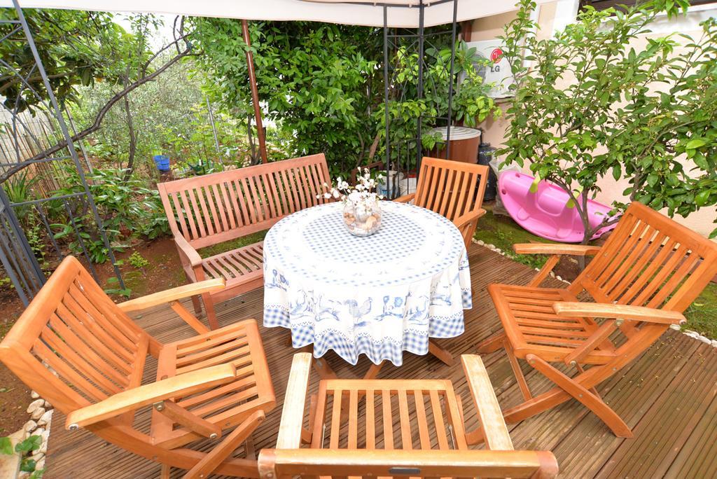 Apartments Creska 629 ราบัซ ภายนอก รูปภาพ