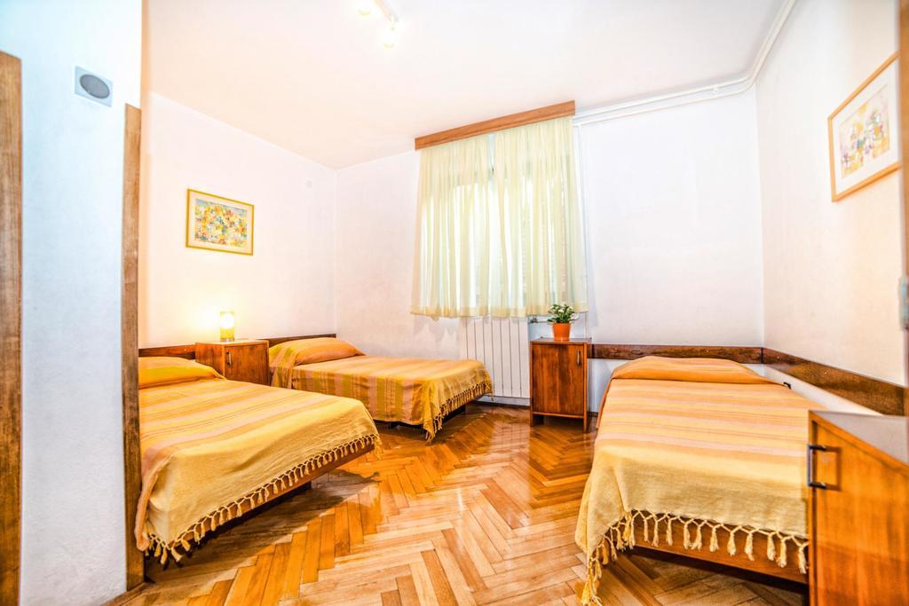 Apartments Creska 629 ราบัซ ภายนอก รูปภาพ