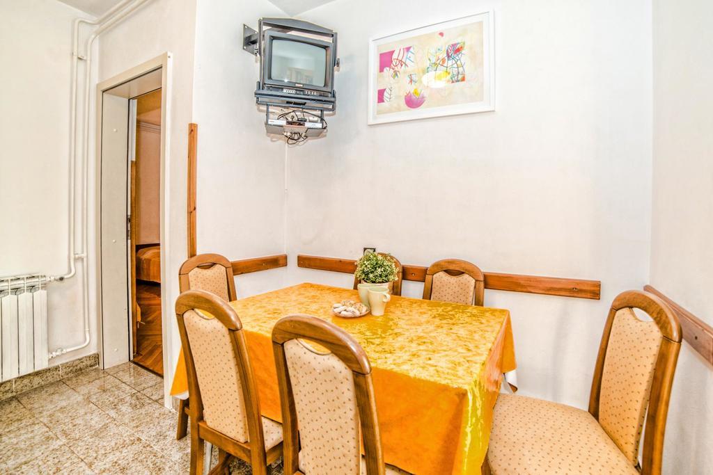 Apartments Creska 629 ราบัซ ภายนอก รูปภาพ